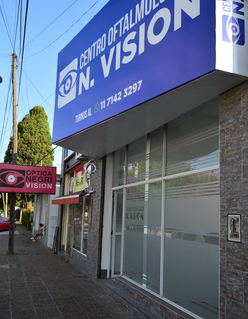 Equipo y espacio de Centro Oftalmológico N Visión
